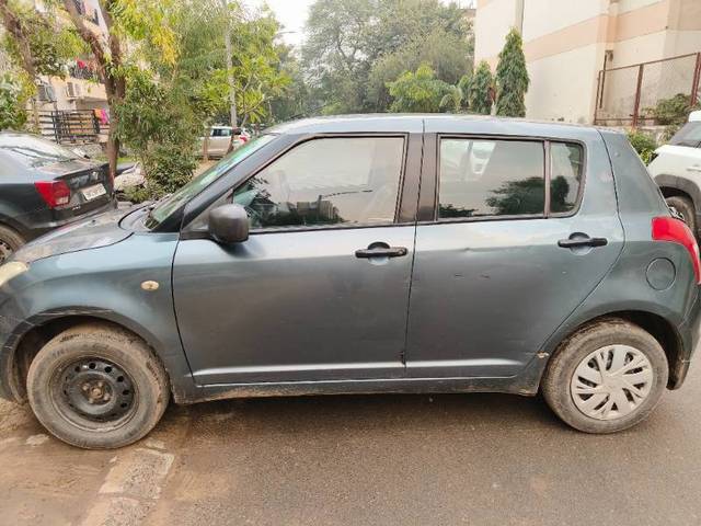 https://images10.gaadi.com/usedcar_image/4308576/original/ad25f5ce3a253ac024269bc7c879d002.jpg?imwidth=6402