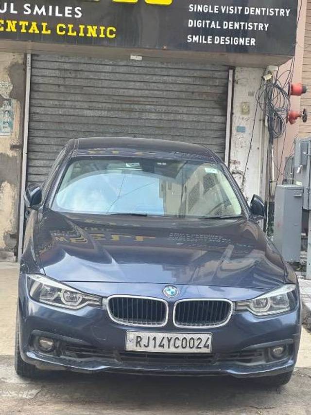 https://images10.gaadi.com/usedcar_image/4308622/original/dbc8e42d9d6968aa7f5342a56186f69d.jpeg?imwidth=6400