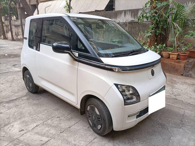 https://images10.gaadi.com/usedcar_image/4308669/original/processed_52067e92caf3b3a2dcefb6ecf439142b.jpg?imwidth=6400