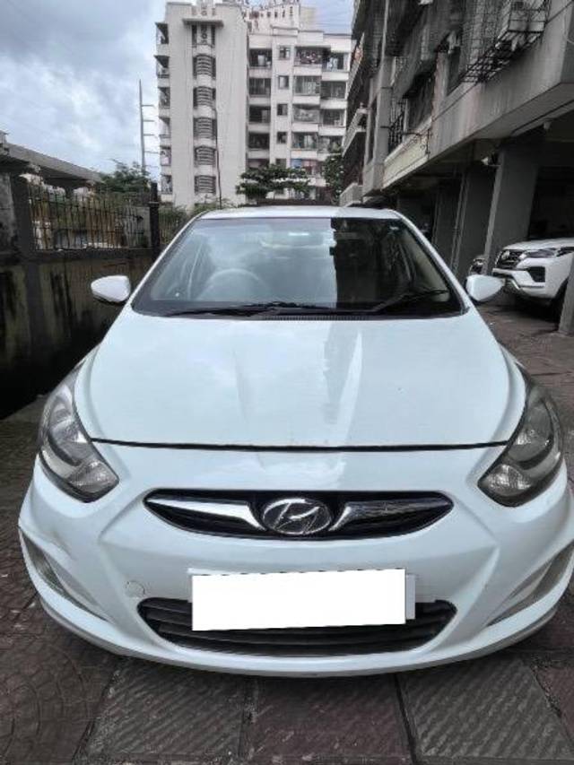 https://images10.gaadi.com/usedcar_image/4308725/original/processed_90bd318c-caec-4ecb-9948-7e903823a043.jpg?imwidth=6402