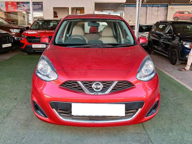 https://images10.gaadi.com/usedcar_image/4308744/original/processed_d239183572189f261005f2d32b575e8d.jpg?imwidth=6401