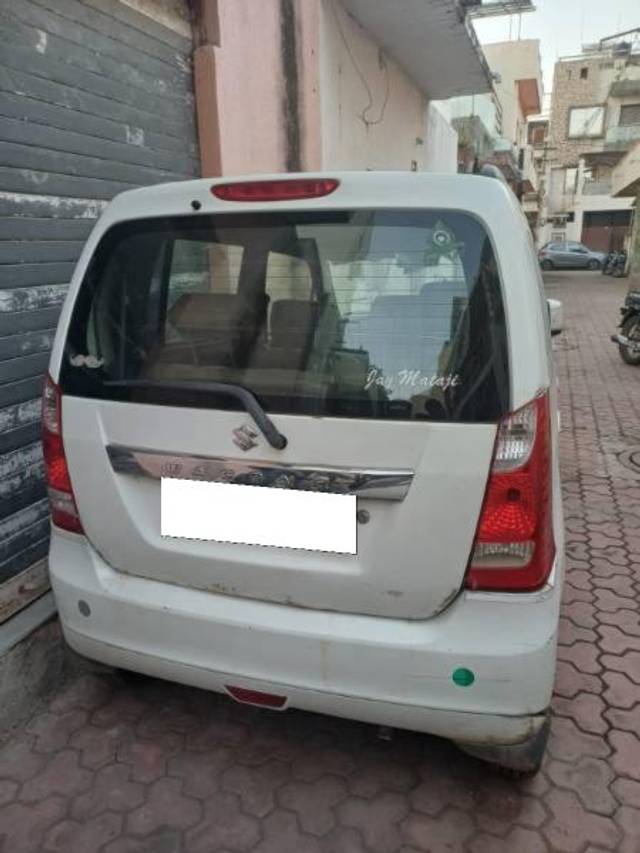 https://images10.gaadi.com/usedcar_image/4308750/original/processed_ea632d47-bc18-4ca8-9f76-320aefae4b2a.jpg?imwidth=6401