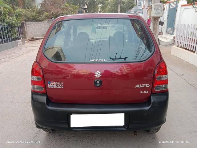 https://images10.gaadi.com/usedcar_image/4308775/original/processed_6177ccd5506a5e62acb9e4379b67257b.jpg?imwidth=6402