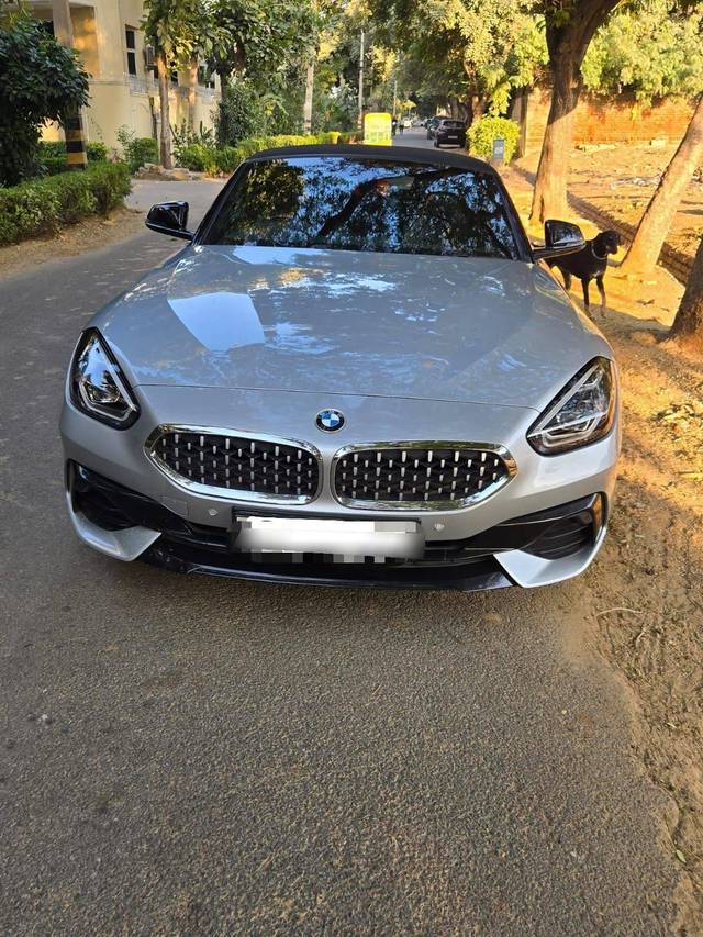 https://images10.gaadi.com/usedcar_image/4308790/original/processed_50c81315c5b1b1ed49b4d035f67e0e7a.jpg?imwidth=6402