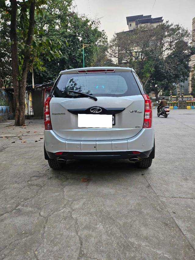 https://images10.gaadi.com/usedcar_image/4308819/original/processed_9805ec07b0d0f9b9db5138d2cd5623d5.jpg?imwidth=6401