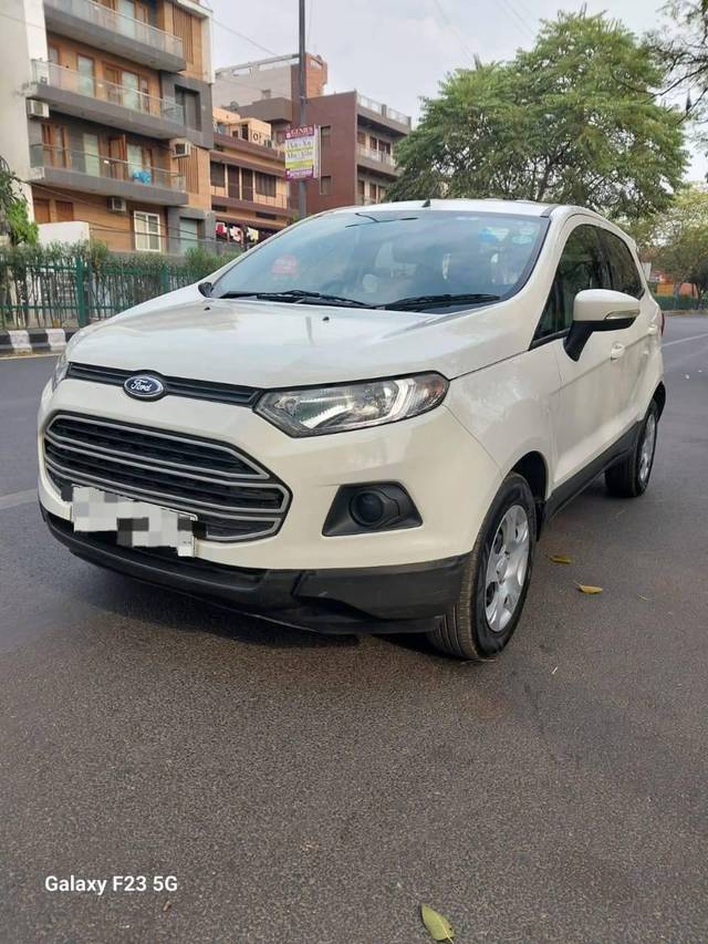 https://images10.gaadi.com/usedcar_image/4308843/original/processed_cbd2c0e923bcdb5ce953e43bfad8b190.jpg?imwidth=6401