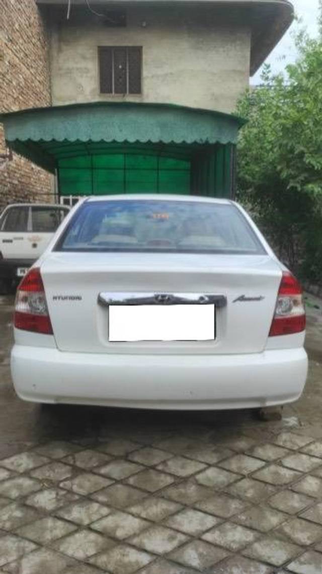 https://images10.gaadi.com/usedcar_image/4308849/original/processed_ff3a3c45-1772-4b2b-8b2f-bbcdc78698bf.jpeg?imwidth=6401