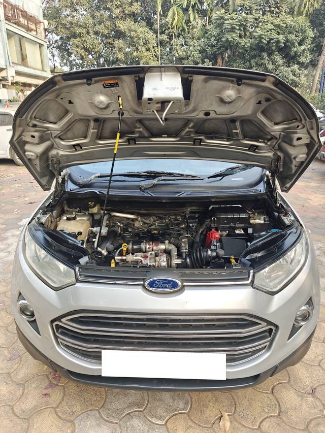 https://images10.gaadi.com/usedcar_image/4308857/original/processed_904157c175fe225ce3af32ebb1cbf032.jpg?imwidth=6400