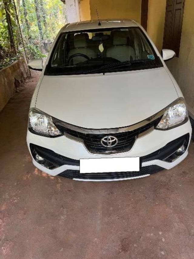 https://images10.gaadi.com/usedcar_image/4308863/original/processed_bf1817aa-e917-4b9a-b0dc-9afec0cb50cb.jpeg?imwidth=6400