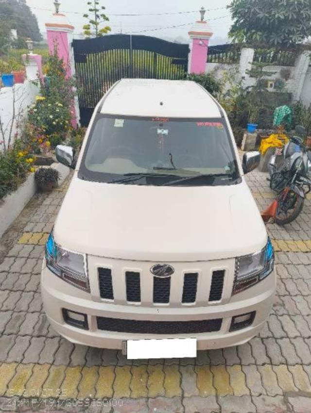 https://images10.gaadi.com/usedcar_image/4308924/original/processed_487e6cfe-ef7b-4c4f-8e73-5cad9407b5af.jpg?imwidth=6401