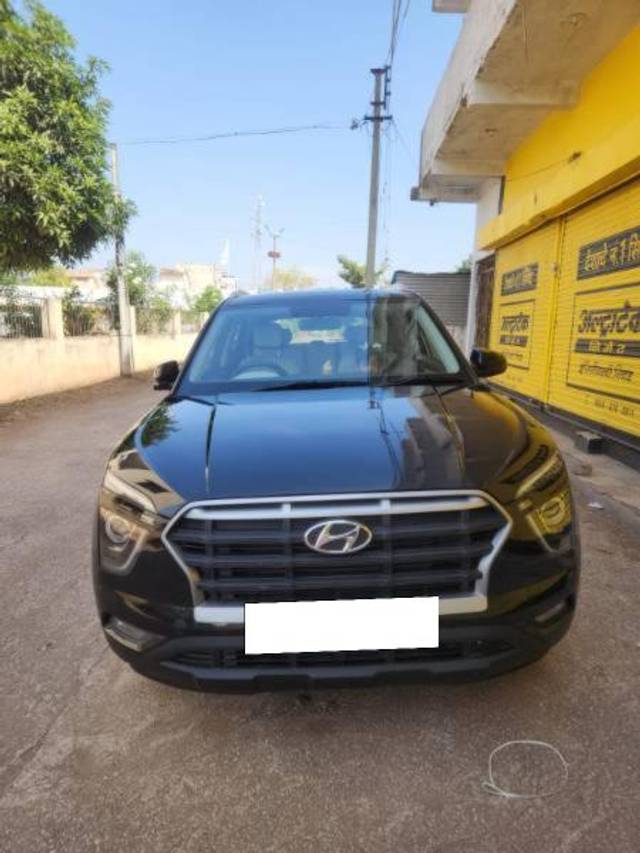 https://images10.gaadi.com/usedcar_image/4308984/original/processed_a77d85cf-5093-44e9-a0fd-1f3a54071b3b.jpg?imwidth=6402