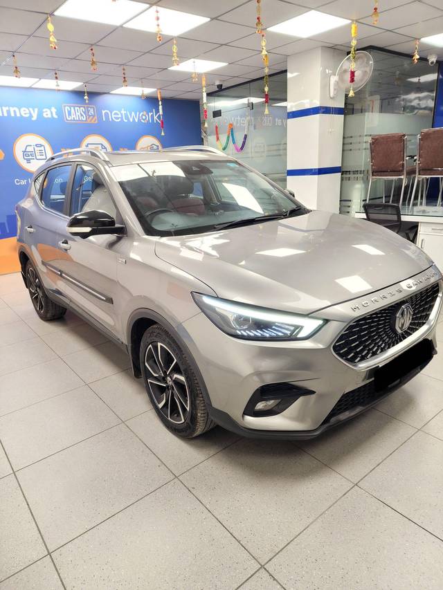 https://images10.gaadi.com/usedcar_image/4309009/original/processed_7611af76c051f28ea72dd9709b6223af.jpg?imwidth=6402