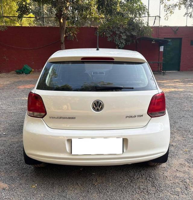 https://images10.gaadi.com/usedcar_image/4309183/original/processed_32e6abd406519c998141257825a60bd6.jpg?imwidth=6402