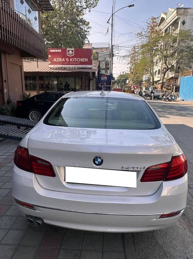 https://images10.gaadi.com/usedcar_image/4309196/original/processed_9aa0238b034b1f0c35b504a9d9165048.jpg?imwidth=6401