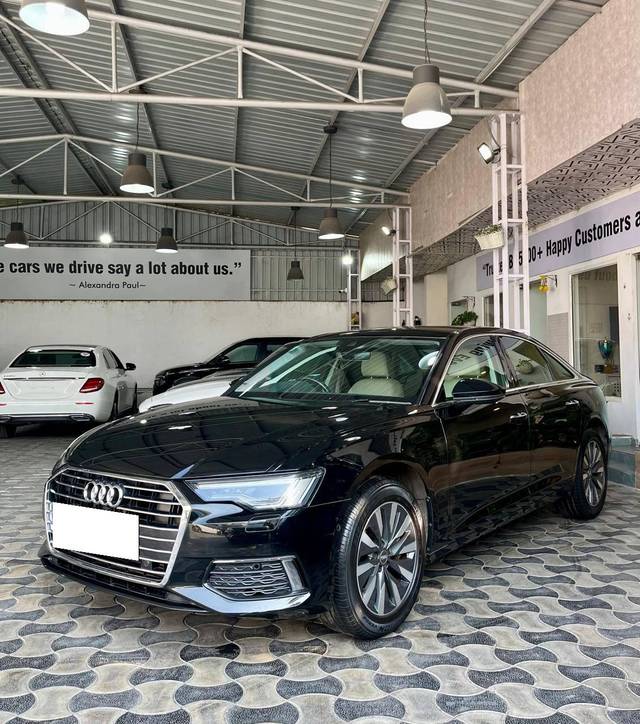 https://images10.gaadi.com/usedcar_image/4309202/original/processed_487458d2a1cae2079b435668817e7a59.jpg?imwidth=6400