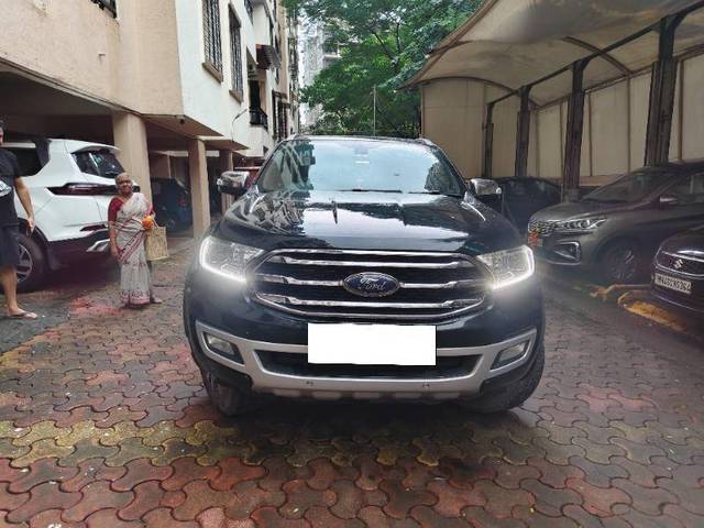 https://images10.gaadi.com/usedcar_image/4309300/original/dc864fa04f88df4d4e2a6958e5ca0728.jpg?imwidth=6401