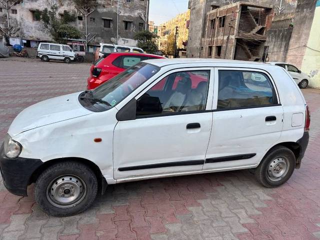 https://images10.gaadi.com/usedcar_image/4309303/original/6dca1f891459a8ffb7da3b25bb78706b.jpeg?imwidth=6402