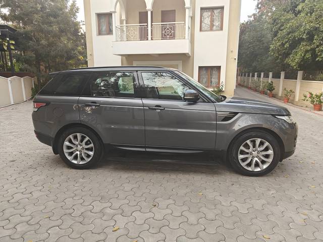 https://images10.gaadi.com/usedcar_image/4309333/original/054ed7fc6ab2b01d3417de658766d410.jpg?imwidth=6401