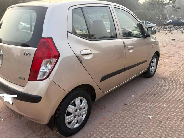 https://images10.gaadi.com/usedcar_image/4309416/original/processed_8f595e0a75a782c9970edb1030b79a65.jpg?imwidth=6402