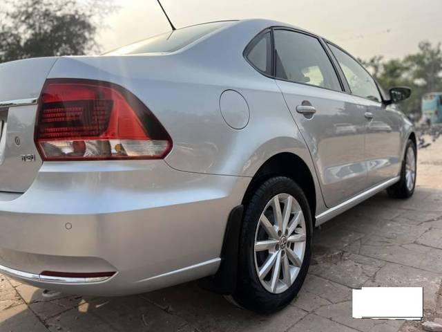 https://images10.gaadi.com/usedcar_image/4309428/original/processed_f2369f97d4fab9868445b846db9edf13.jpg?imwidth=6401