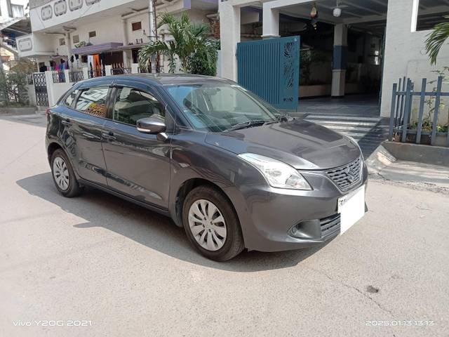 https://images10.gaadi.com/usedcar_image/4309437/original/processed_9f86c9ee7cbc245fe7e7ea0237776f23.jpg?imwidth=6400