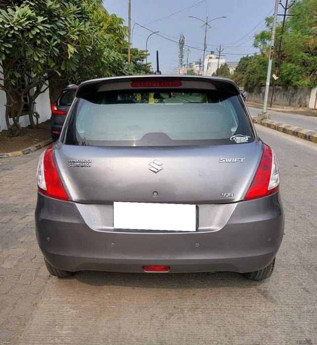 https://images10.gaadi.com/usedcar_image/4309452/original/processed_43bf35ee03ebc3d62e0e5274dfb626f1.jpg?imwidth=6402