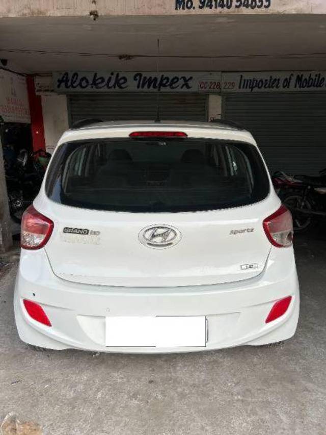 https://images10.gaadi.com/usedcar_image/4309455/original/ff07661e52d203fcacec55ee671725c0.jpg?imwidth=6401