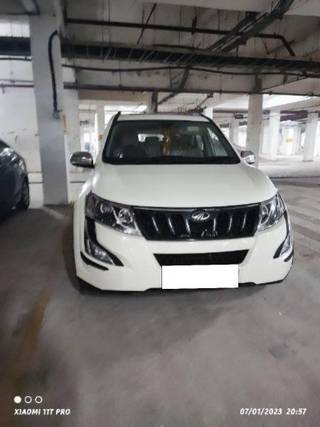 Mahindra XUV500 Mahindra XUV500 W9 1.99