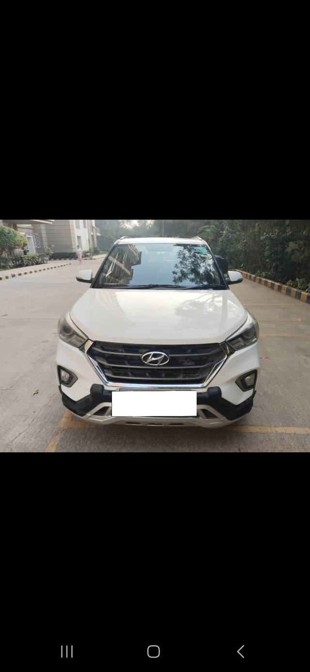 https://images10.gaadi.com/usedcar_image/4309509/original/processed_6b405569bb4f13c23c7bc7a4d9605480.jpg?imwidth=6400