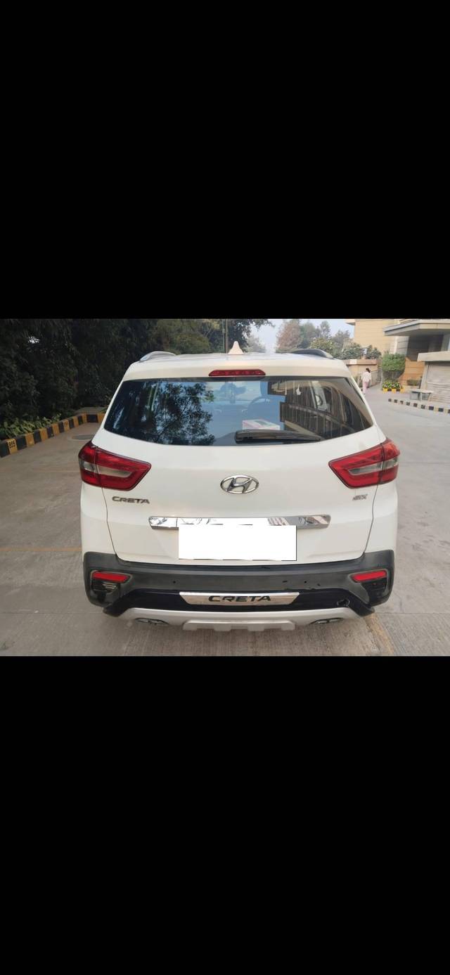 https://images10.gaadi.com/usedcar_image/4309509/original/processed_7756d63dd91b6695273b4caa83e69c44.jpg?imwidth=6401