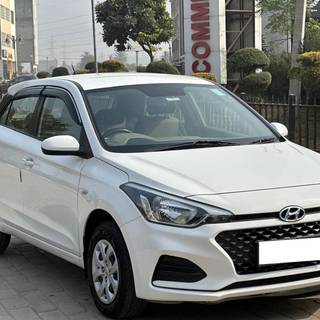 Hyundai Elite i20 2017-2020 Hyundai i20 1.4 Magna Executive