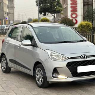 Hyundai EON Hyundai EON Sportz