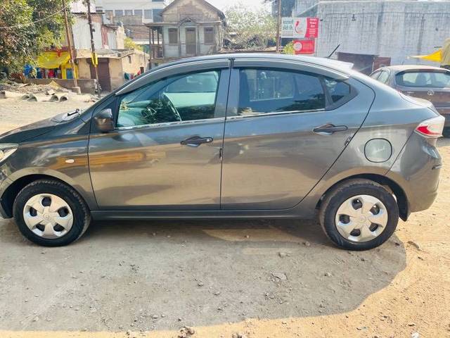 https://images10.gaadi.com/usedcar_image/4309707/original/a4b982392dbcb802411221721b223b7b.jpeg?imwidth=6402