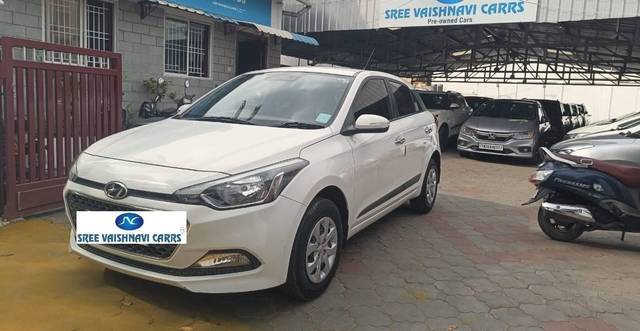 https://images10.gaadi.com/usedcar_image/4309711/original/processed_2fcd4e143a08edf20547958b59096065.jpg?imwidth=6402