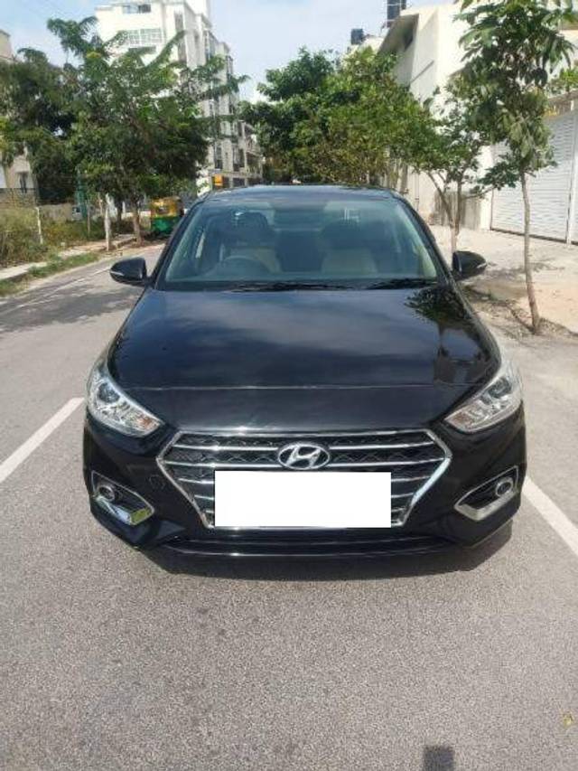 https://images10.gaadi.com/usedcar_image/4309784/original/ff27a1bc4d6fa1b7b5e126f71f049ccf.jpg?imwidth=6400