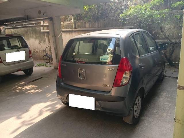 https://images10.gaadi.com/usedcar_image/4309791/original/processed_3b477d13-9624-4030-b736-af044747792a.jpg?imwidth=6401