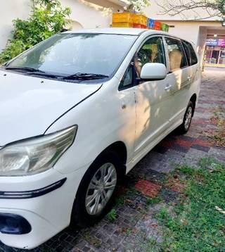 Toyota Innova Toyota Innova 2.5 G (Diesel) 8 Seater