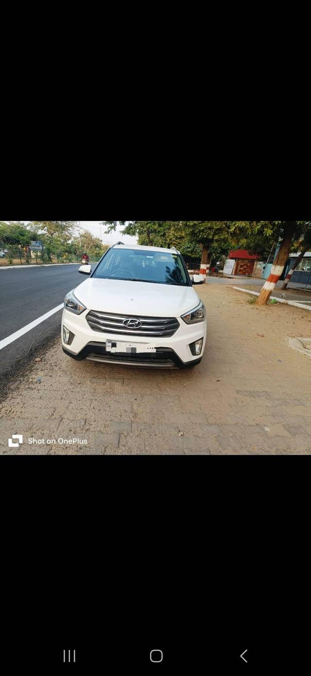 https://images10.gaadi.com/usedcar_image/4309819/original/processed_cd503729e3e10f132e5ce9987572186c.jpg?imwidth=6401