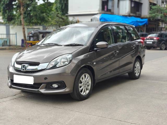 https://images10.gaadi.com/usedcar_image/4309839/original/processed_22d1151907a28ec171f8bcb42c5a12bf.jpg?imwidth=6402