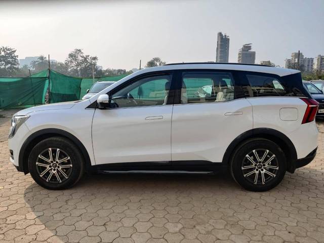 https://images10.gaadi.com/usedcar_image/4309872/original/processed_54f53d02fd99793dd2e6eee0addf28bf.jpeg?imwidth=6402