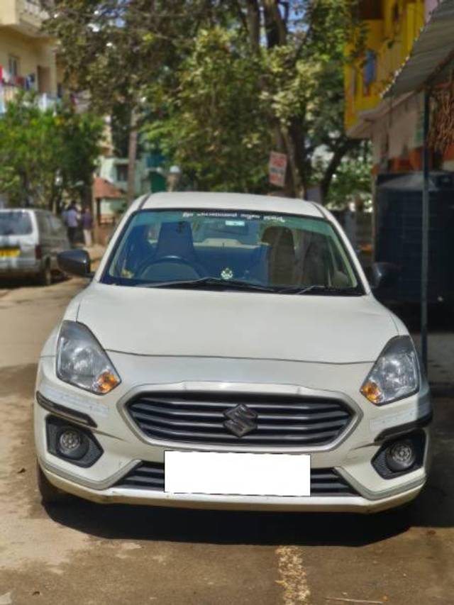 https://images10.gaadi.com/usedcar_image/4309953/original/processed_304f3fc2-0a49-4701-a230-cd595645db2d.jpg?imwidth=6400