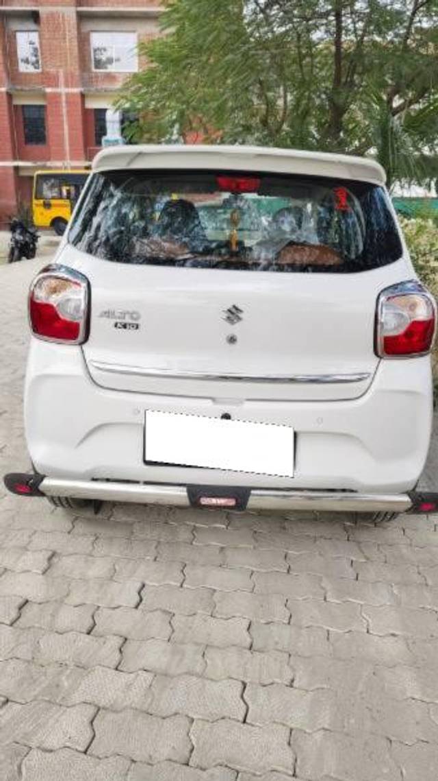 https://images10.gaadi.com/usedcar_image/4310085/original/processed_72f1410e-8fe5-4bd7-95e3-aeb9309a6269.jpg?imwidth=6401