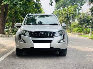 Mahindra XUV500 Mahindra XUV500 AT W10 AWD