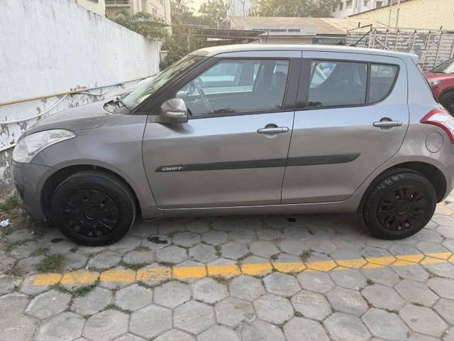 https://images10.gaadi.com/usedcar_image/4310198/original/processed_b463aeaa-3380-4a3a-bc9c-e3b0eff9e95f.jpeg?imwidth=6400