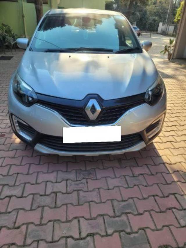 https://images10.gaadi.com/usedcar_image/4310320/original/processed_a04a01e4-de46-4f93-aace-20103c58ce6d.jpg?imwidth=6402