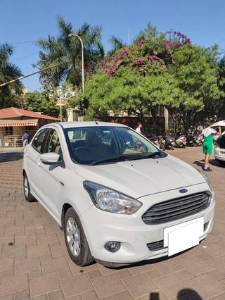 Ford Figo 2015-2019 Ford Figo 1.5P Titanium AT