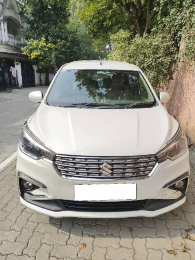 https://images10.gaadi.com/usedcar_image/4310373/original/processed_810bf76b-a628-4ecc-b8ab-8ba0c0de3e09.jpg?imwidth=6400