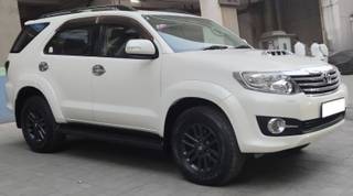 Toyota Fortuner 2011-2016 Toyota Fortuner 4x4 AT