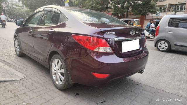 https://images10.gaadi.com/usedcar_image/4310506/original/processed_366be8a8ed2a296234ed075406de5311.jpg?imwidth=6401