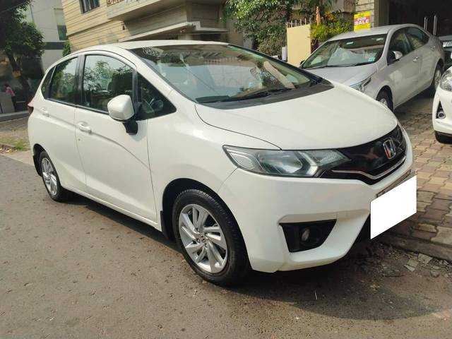 https://images10.gaadi.com/usedcar_image/4310513/original/processed_55b14d452094ed28c5a4f1c70060f2e2.jpg?imwidth=6400